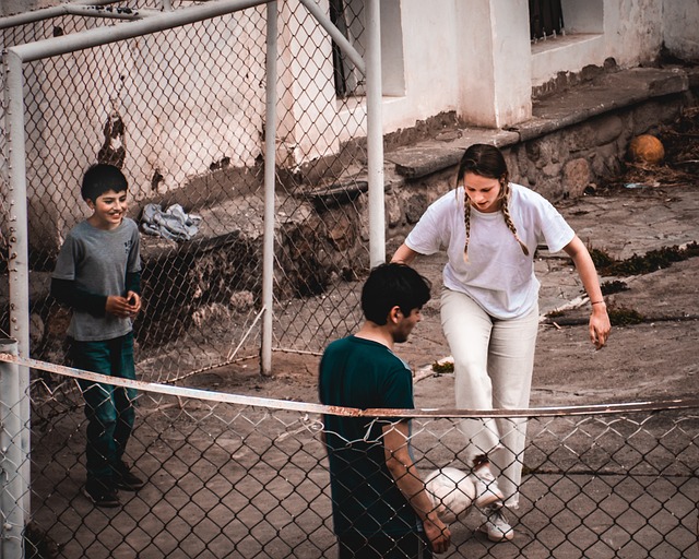 也让他在国 也让他在国